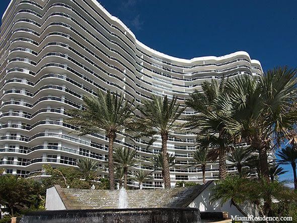 Majestic Tower - Bal Harbour