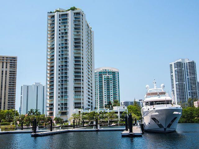 Marina Tower - Miami
