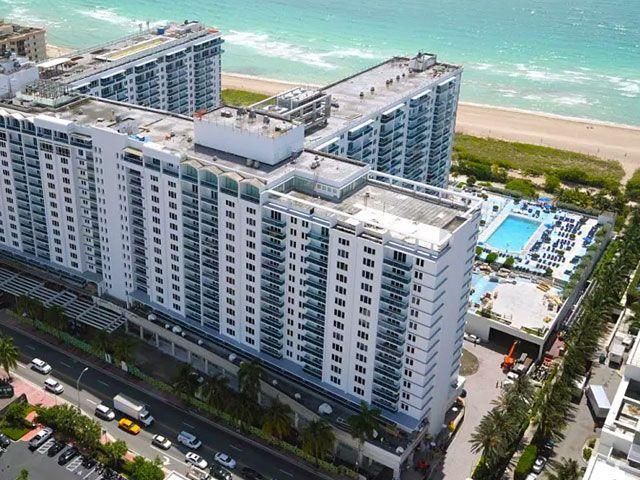 Roney Palace - Miami Beach