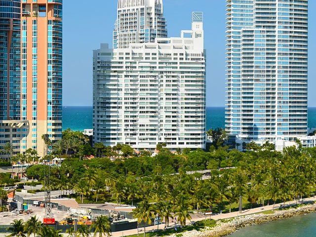 South Pointe Tower - Miami Beach