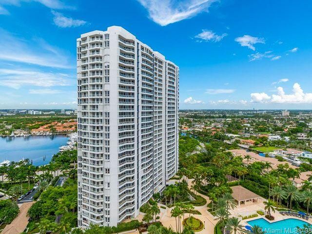 The Point South Tower - Aventura