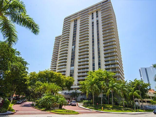Turnberry Towers - Miami