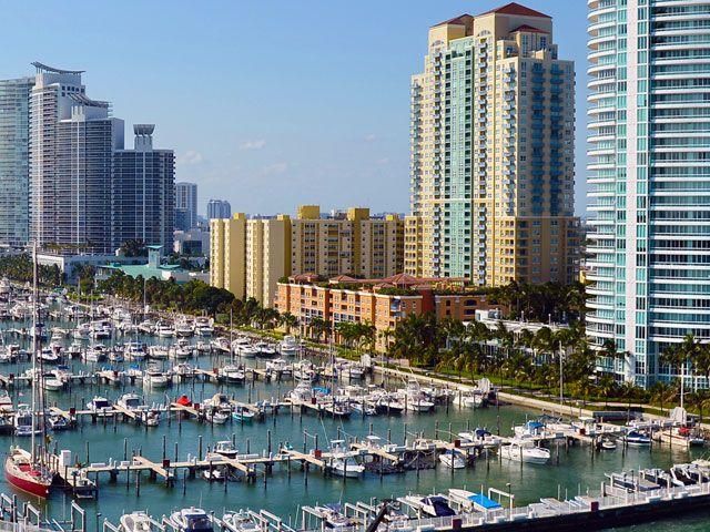 Yacht Club at Portofino - Miami Beach