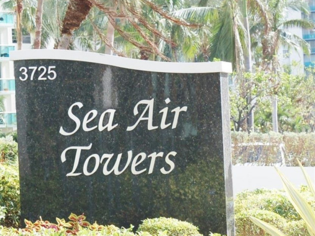 Sea Air Towers photo #6178