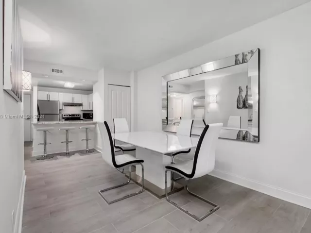 Квартира в аренду номер328 - фото 2458115