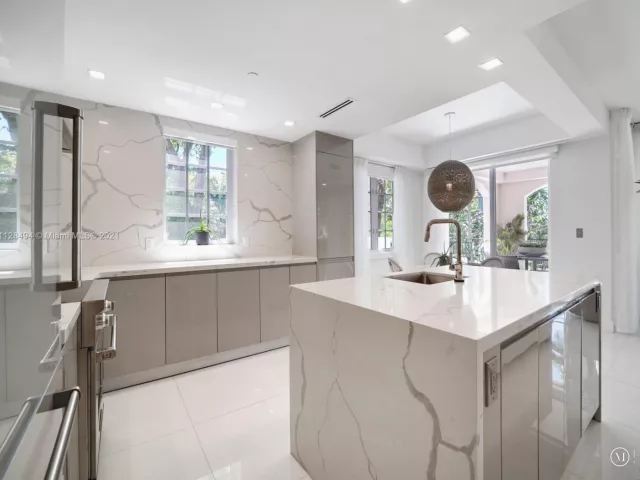 Квартира в аренду номер19117 - фото 2408695