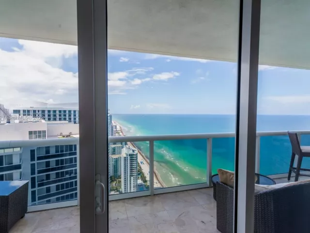 Квартира в аренду номер4710 - фото 2061900