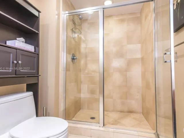 Квартира в аренду номер4710 - фото 2061875