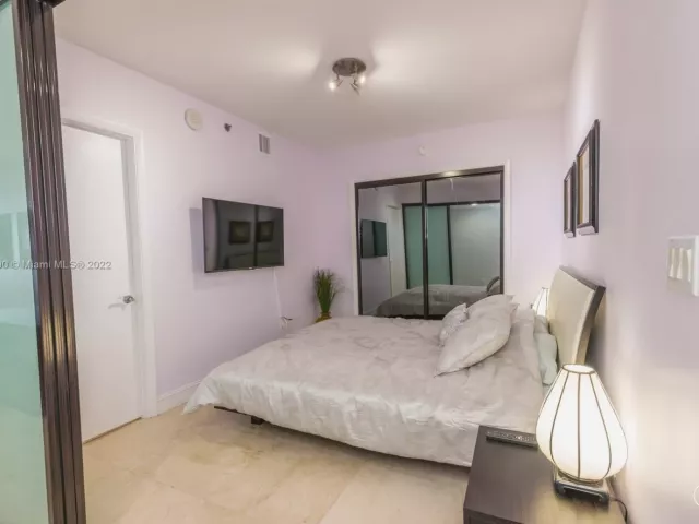 Квартира в аренду номер4710 - фото 2061877