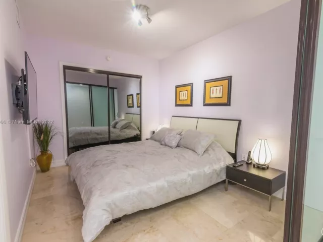 Квартира в аренду номер4710 - фото 2061878