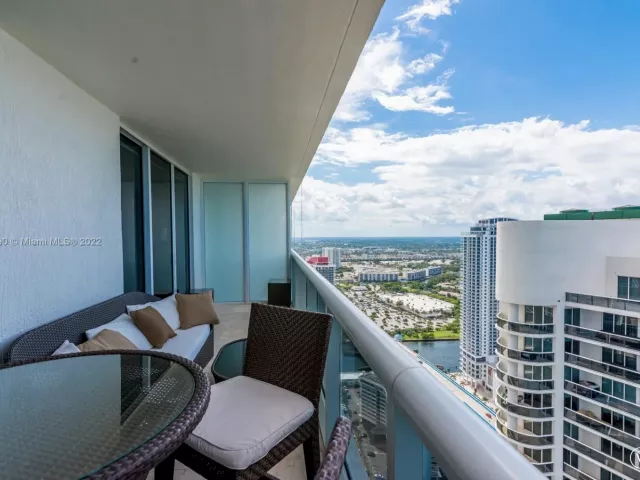 Квартира в аренду номер4710 - фото 2061873