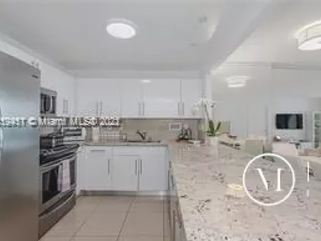 Квартира в аренду номер938 - фото 2114819