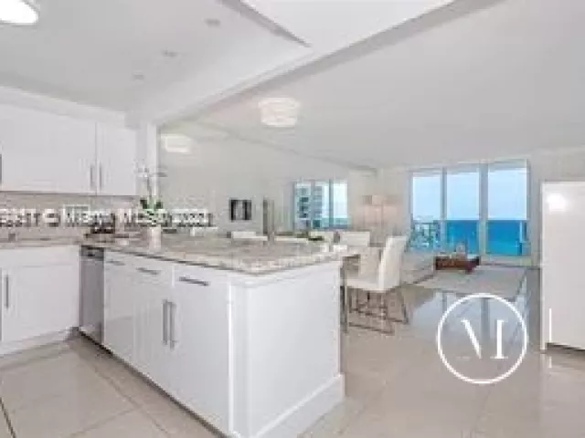 Квартира в аренду номер938 - фото 2114821