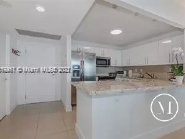 Квартира в аренду номер938 - фото 2114823