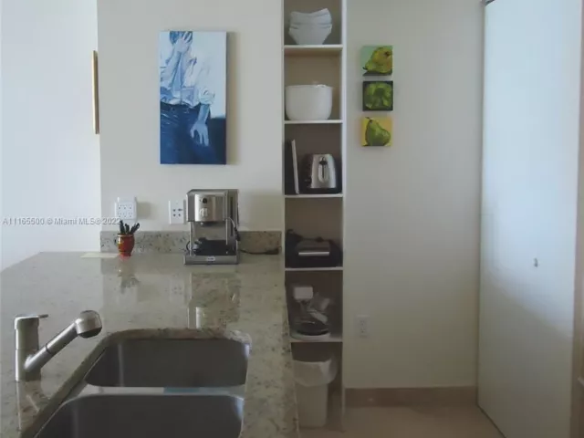 Квартира в аренду номер1505 - фото 2140464