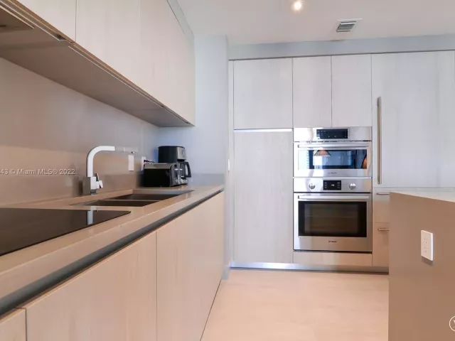 Продажа квартиры #R1405 - фото 2332901