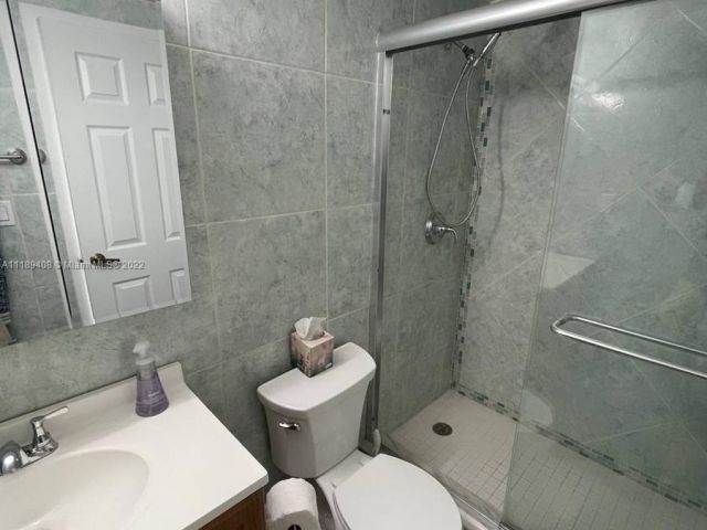 Квартира в аренду номер1227 (AVAILABLE JULY) - фото 7476904