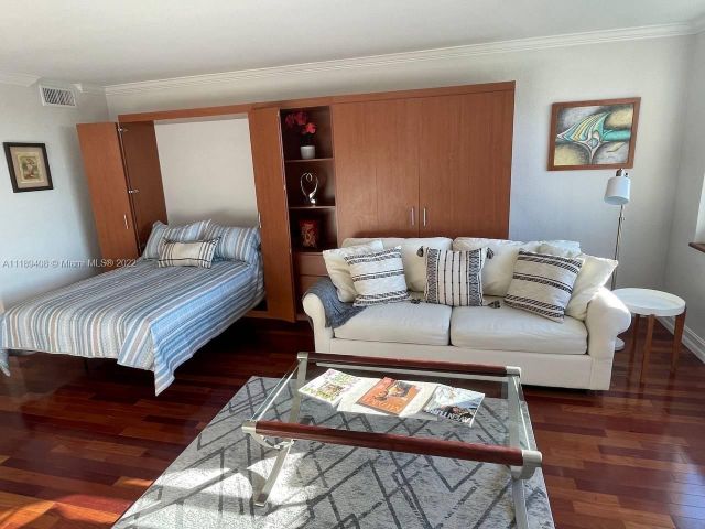 Квартира в аренду номер1227 (AVAILABLE JULY) - фото 7476905