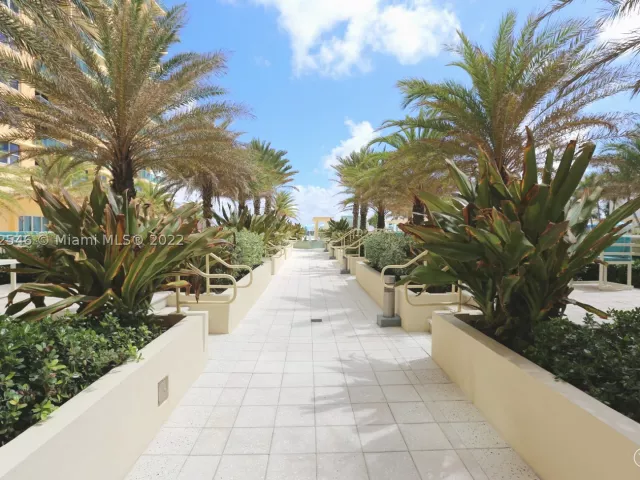 Квартира в аренду номерPH28 (AVAILABLE JULY) - фото 8966101