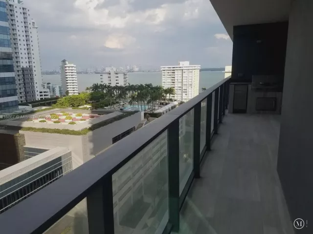 Продажа квартиры #1206 - фото 2586393