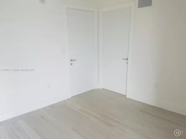 Продажа квартиры #1206 - фото 2586381