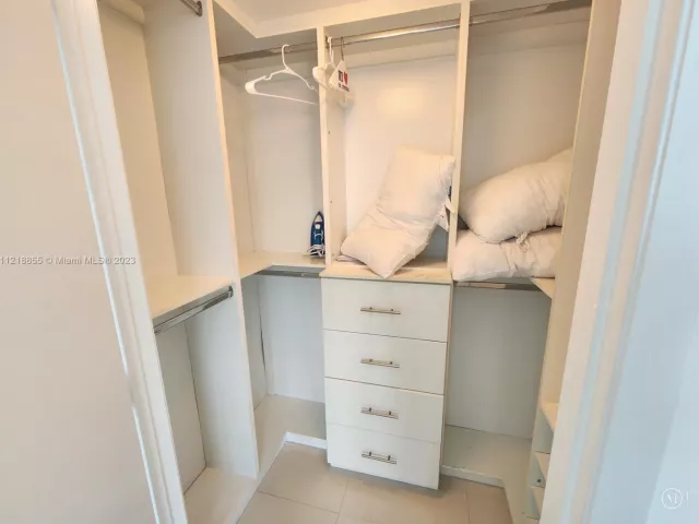 Продажа квартиры #2504 - фото 3900510