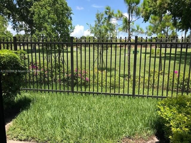 Продажа дома по адресу 317 NE 194th Ln 317 - фото 5845607