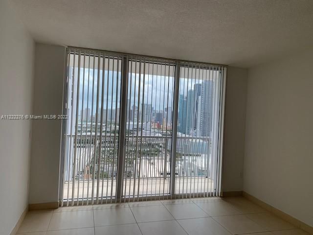 Продажа квартиры #2806 - фото 7441974