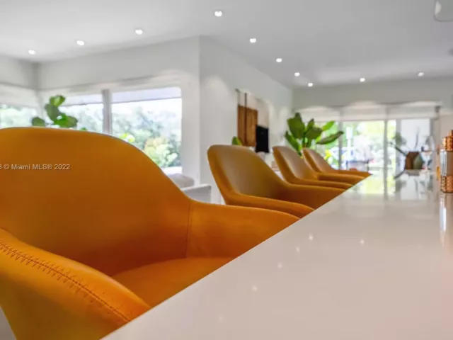 Дом в аренду по адресу 7544 SW 78th Ter - фото 2715485