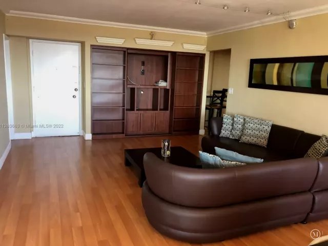 Продажа квартиры #1202 - фото 3069195