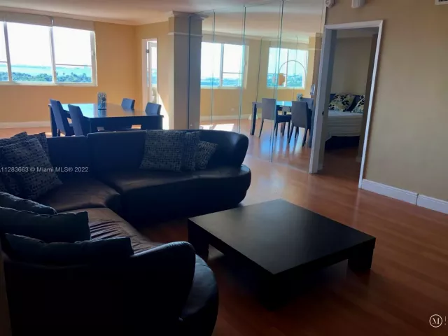 Продажа квартиры #1202 - фото 3069196