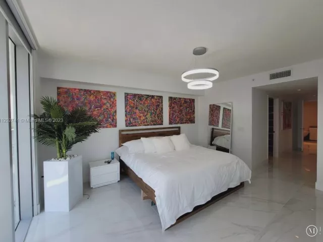 Квартира в аренду номер4-1202 - фото 6933282