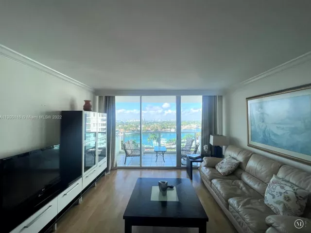 Продажа квартиры # - фото 3258625