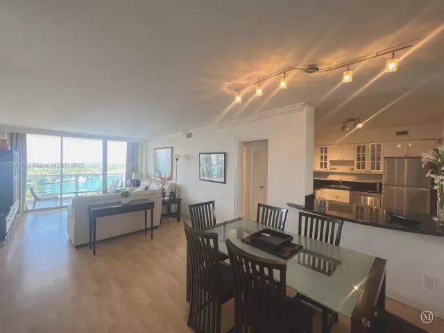 Продажа квартиры # - фото 3258626