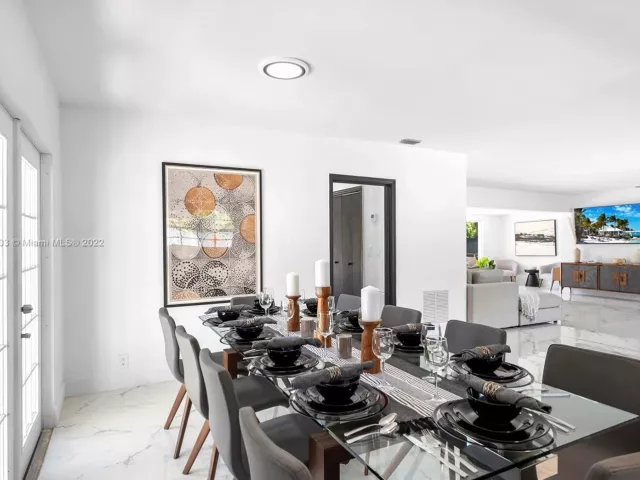 Продажа дома по адресу 1308 Seabreeze Blvd - фото 3356933