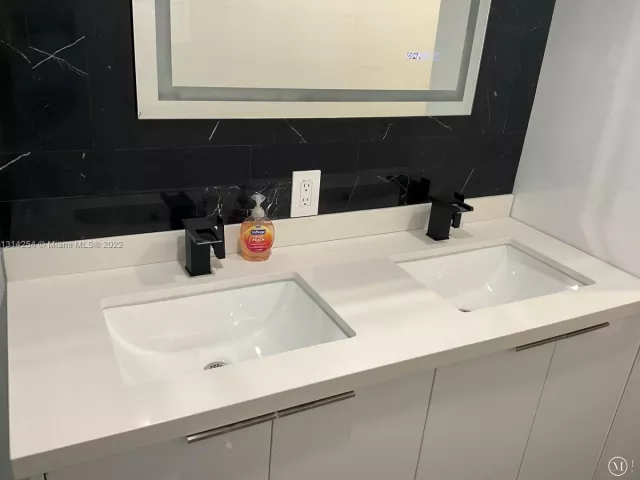 Продажа квартиры #1503 - фото 3357339