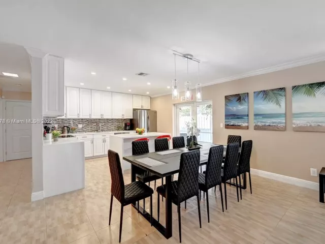 Дом в аренду по адресу 825 Harrison St - фото 3362153