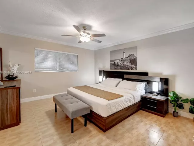 Дом в аренду по адресу 825 Harrison St - фото 3362140