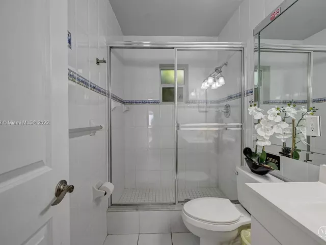 Дом в аренду по адресу 825 Harrison St - фото 3362145