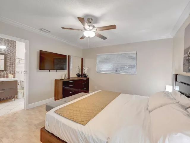 Дом в аренду по адресу 825 Harrison St - фото 3362139