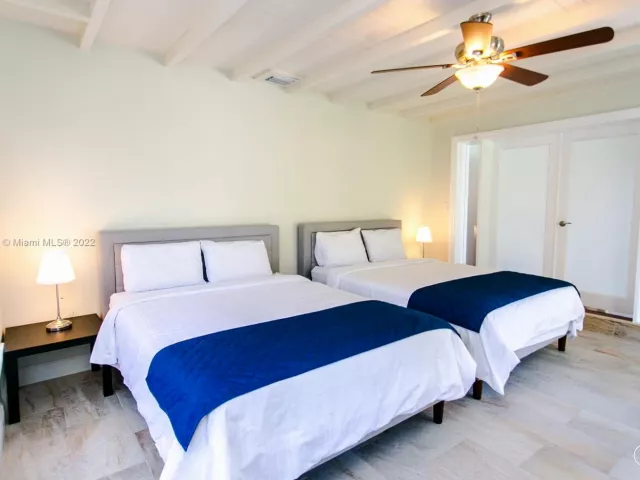 Дом в аренду по адресу 951 Washington St - фото 3362059