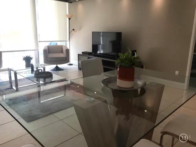 Продажа квартиры #727 - фото 3367824