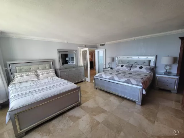 Квартира в аренду номер1036 - фото 3392184