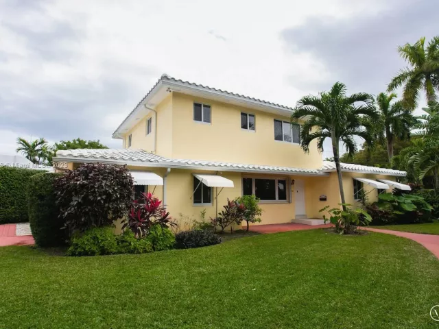 Дом в аренду по адресу 809 S 17th Ave - фото 3475250