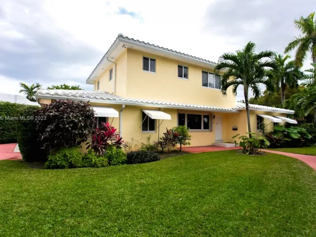 Дом в аренду по адресу 809 S 17th Ave - фото 3475248