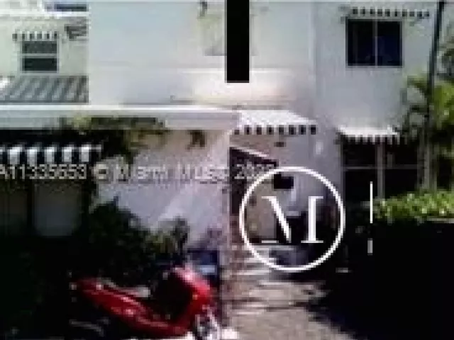 Продажа дома по адресу 2811 Indian Creek Dr - фото 3484931