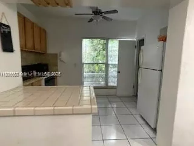 Продажа дома по адресу 2811 Indian Creek Dr - фото 5987757