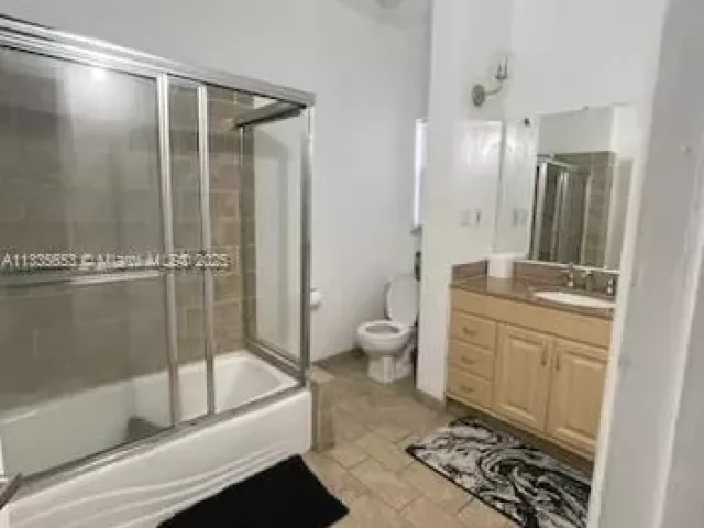 Продажа дома по адресу 2811 Indian Creek Dr - фото 5987759