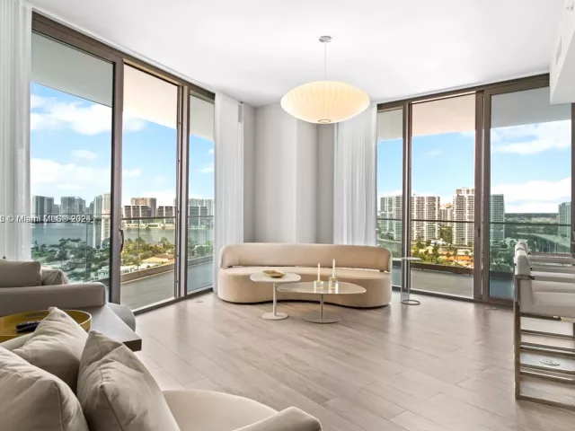 Продажа квартиры #3605 - фото 5481924