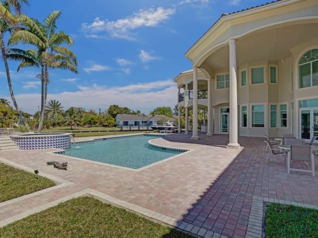 Продажа дома по адресу 1130 Harbor Ct - фото 9041855